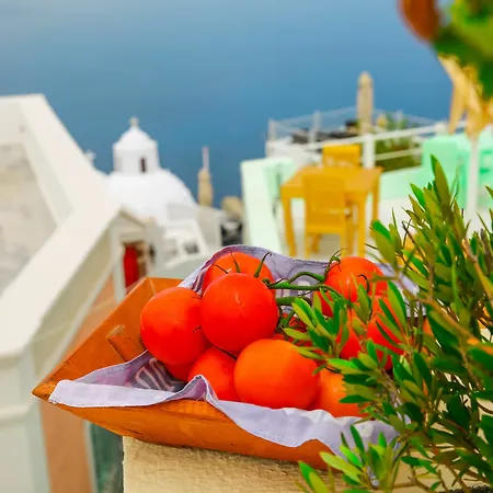 360 Blue Holiday home Fira (Santorini)