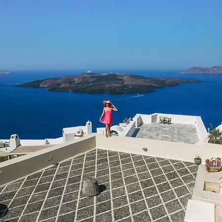 360 Blue Fira (Santorini)